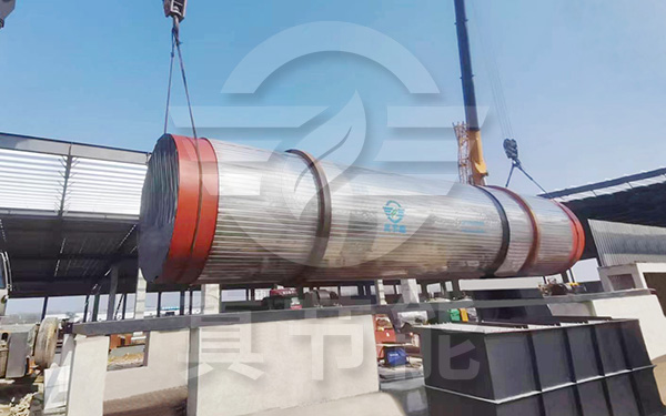 浸出渣吊裝現場